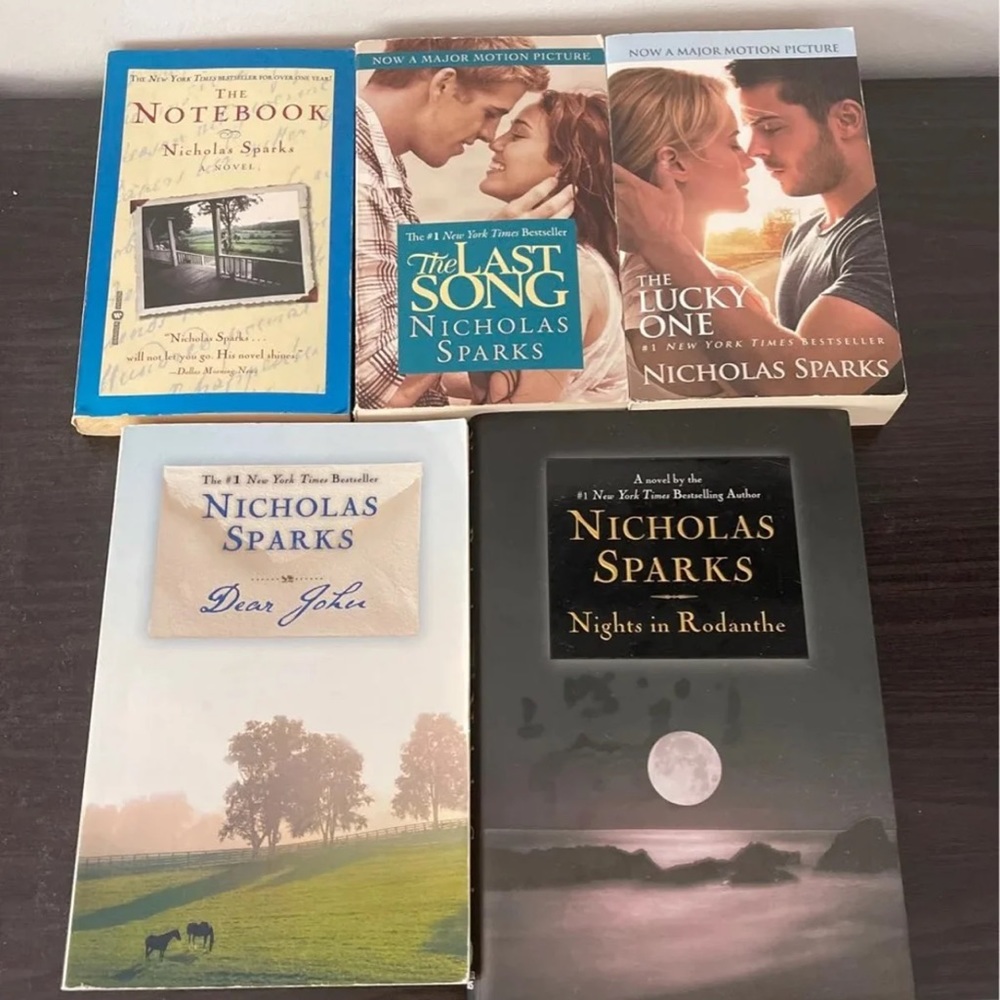 🌑 Nicholas Sparks Book Lot